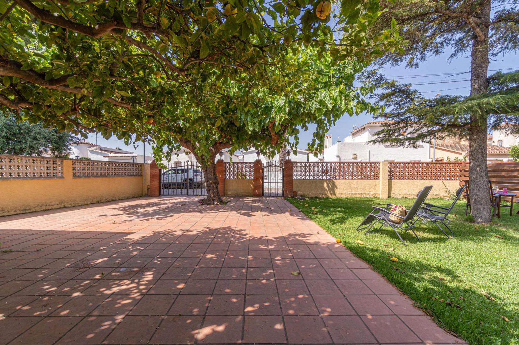 Apart-Rent Casa Con Jardin Pani 0081 Empuriabrava Exterior foto