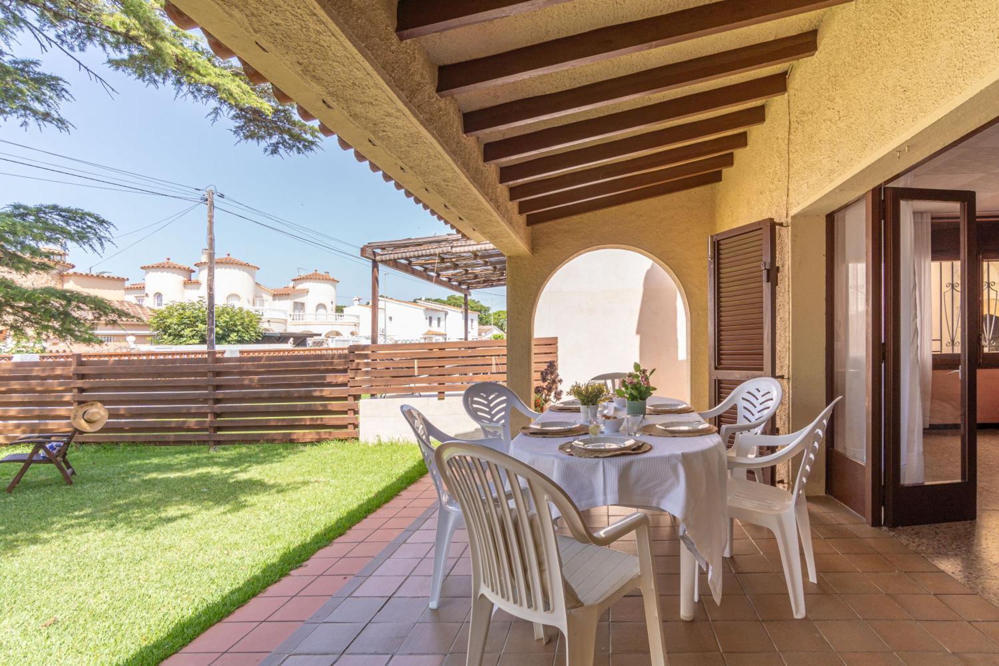 Apart-Rent Casa Con Jardin Pani 0081 Empuriabrava Exterior foto